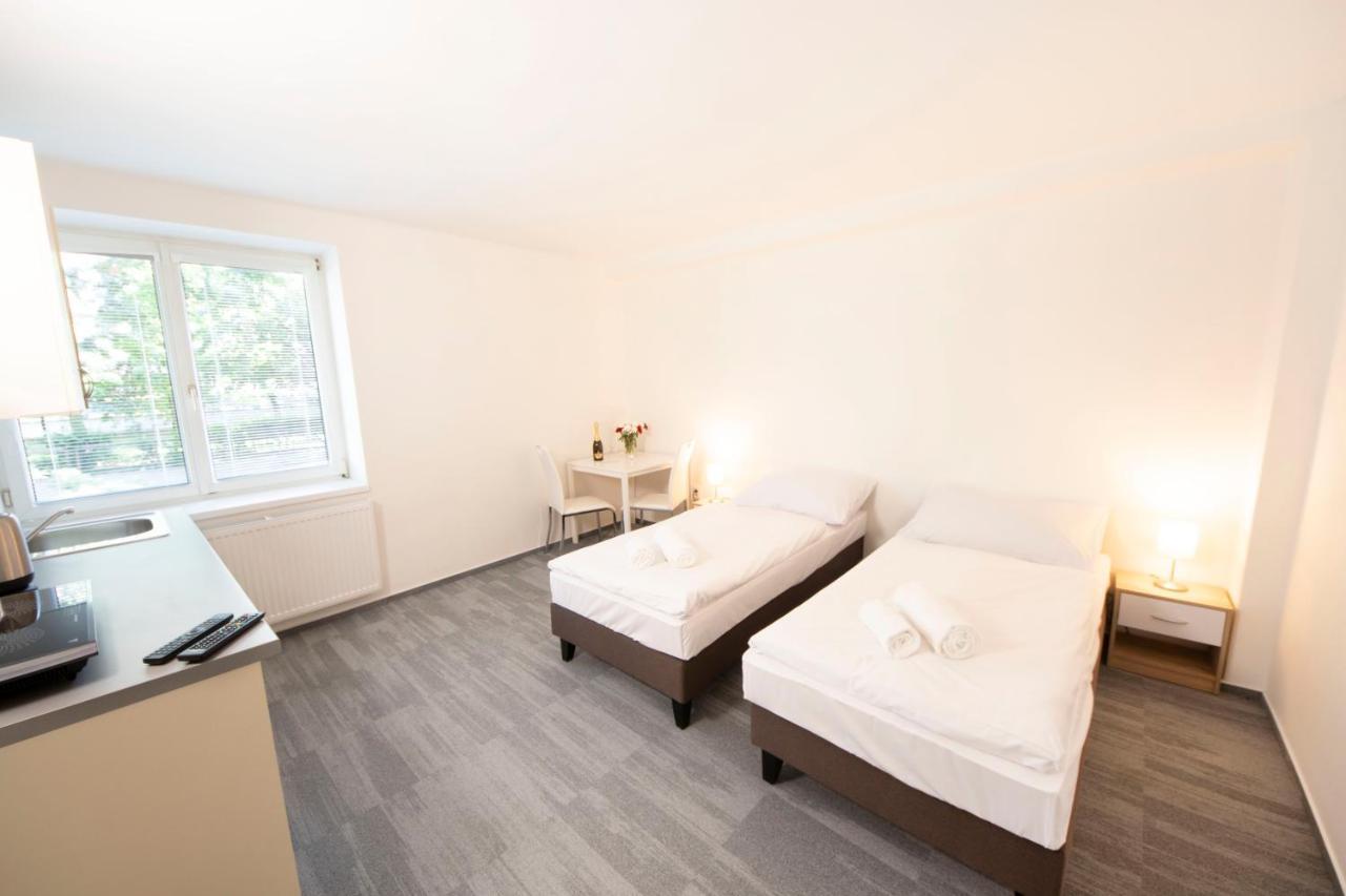 Hotel Blue Apartment Bratislava Exterior photo